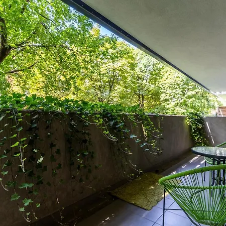 First - Green Zoliborz Apartment 6 Warsaw Exterior photo