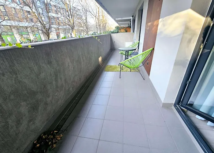 First - Green Zoliborz Apartment 6