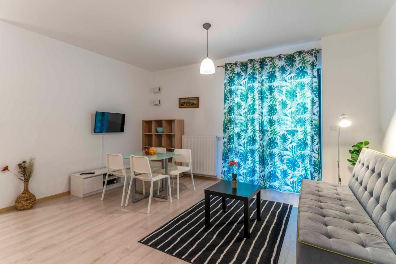 First - Zoliborz 6 Apartment